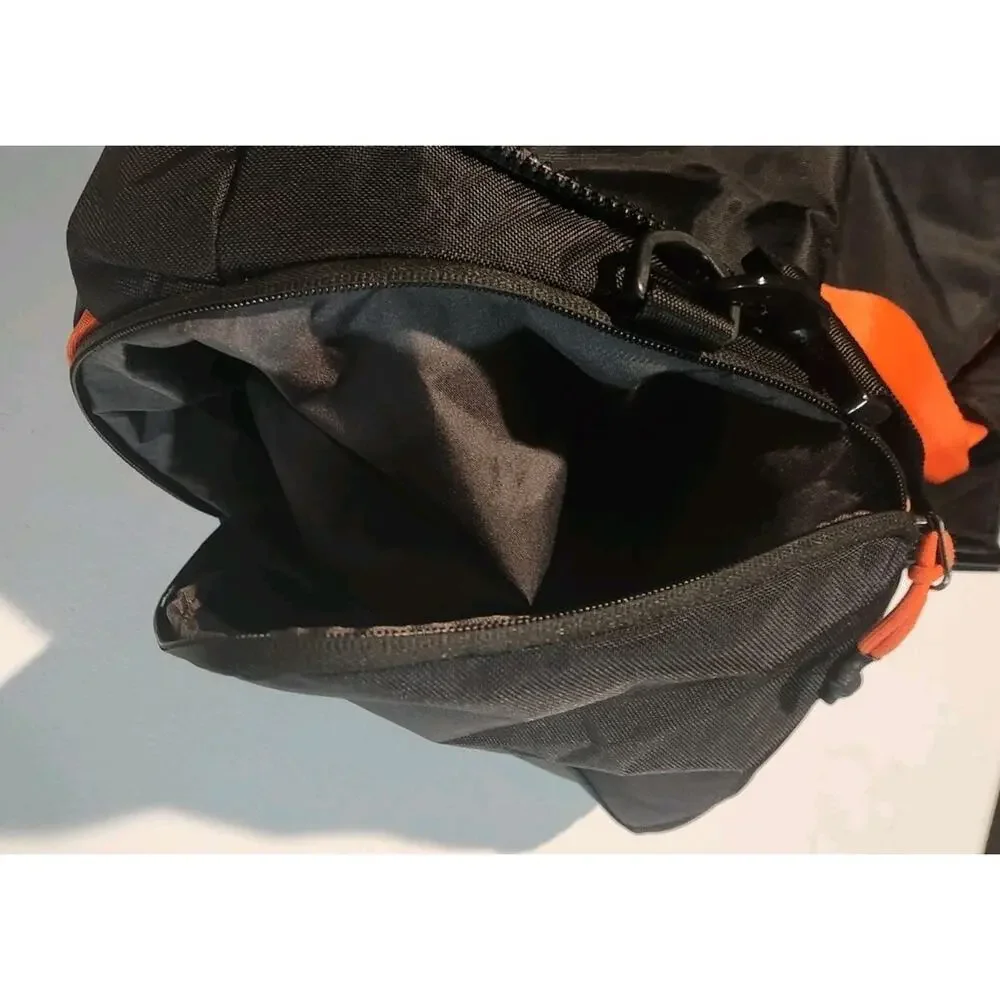 Nike Black And Orange Oregon State Duffel Bag With Beaver Great Condition